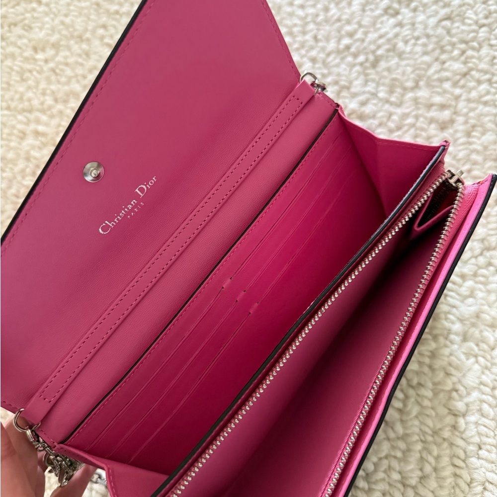Dior Pink and Black Clutch with Chain Strap - Picture 5 of 8